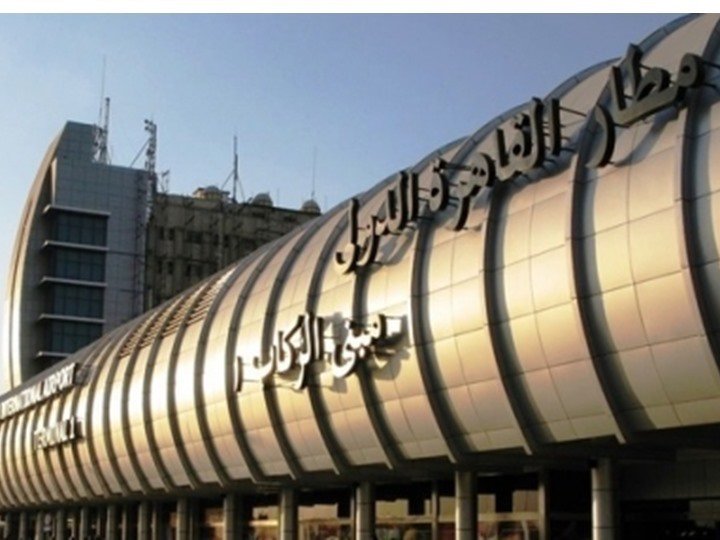 مصدر بـ مطار القاهرة يكشف سبب محاولة راكب تفجير طائرة قادمة من جدة