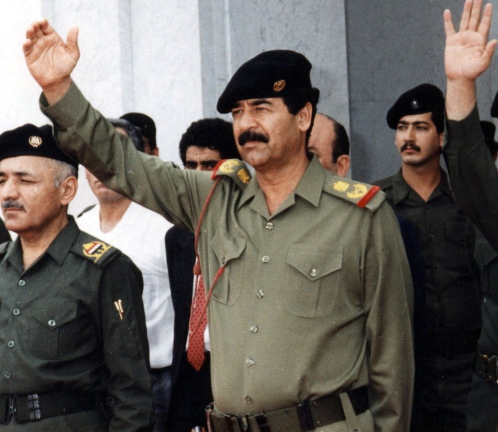 «الوسيط ملياردير صيني».. هكذا حاولت كوريا الشمالية مساعدة صدام حسين قبل غزو العراق بأيّام