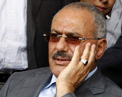 في حال عودته لليمن: مصدر أمني يؤكد إعادة النظر في مقر إقامة صالح في صنعاء والإجراءات الأمنية المتبعة أثناء تحركاته