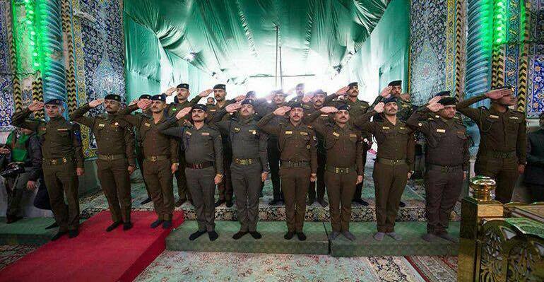  بدعة جديدة في الجيش العراقي.. ضباط يؤدون القسم في صحن الإمام الحسين (صور)