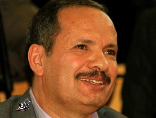 رئيس نقابة هيئة التدريس بجامعة صنعاء يتحدى الحوثيين والمخلوع: «لستم أسيادًا ولسنا عبيدًا»