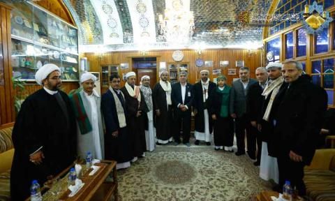 [ شمس الدين مع علماء شيعة في العراق
