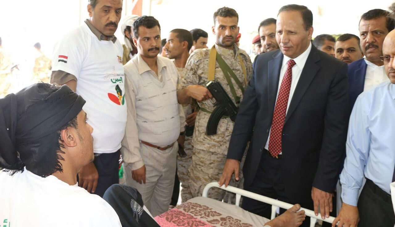 الحكومة تبدأ إجراءاتها بشأن صرف المرتبات في أول محافظة خاضعة لسيطرة الحوثيين