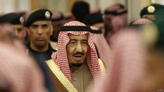 مراقبان: الملك سلمان دعم الشرعية والاستقرار في اليمن