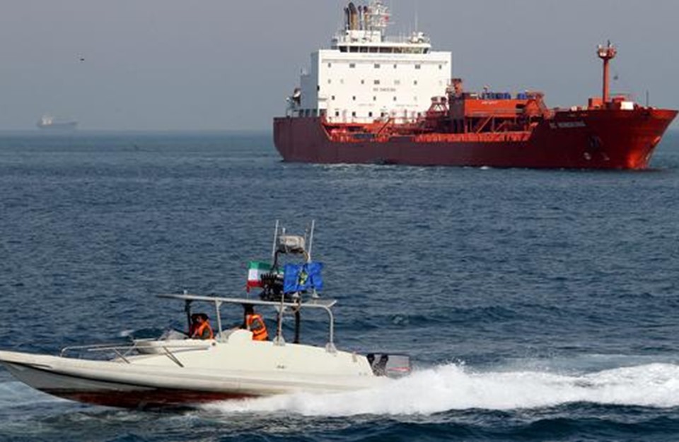  يراقب كبار منتجي النفط في الشرق الأوسط استراتيجية إيران مع تنام