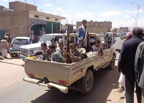 مليشيات الحوثي تقتحم قرية في عمران وتقتاد العديد من أبناءها إلى جهة مجهولة ( أسماء)