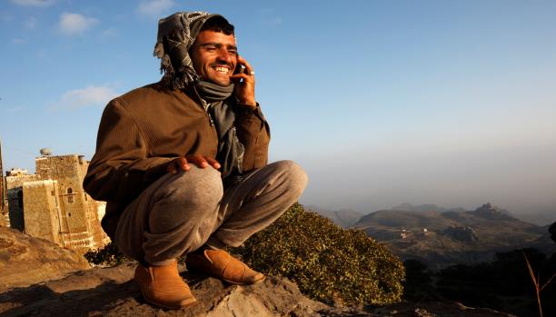 الحوثيون والقاعدة يهددون شركات الهاتف النقال في اليمن