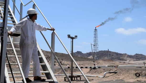 اليمن يُفلت صادرات النفط من قبضة الحوثيين