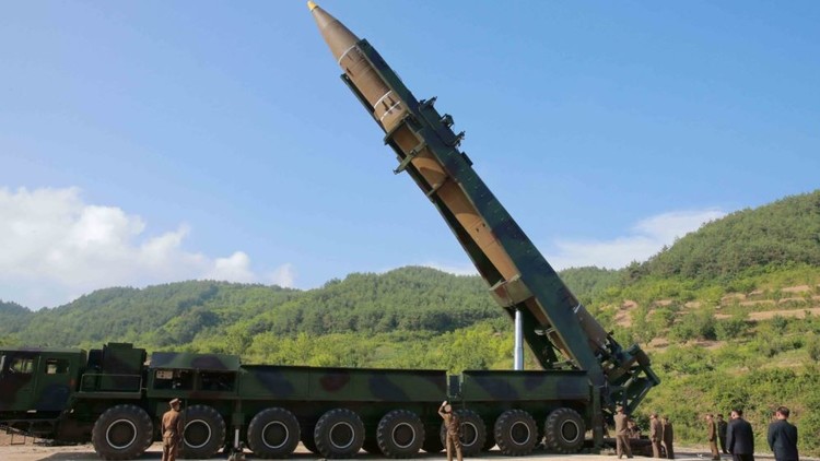 خبراء: صواريخ بيونغ يانغ غير قادرة على إيصال رؤوس نووية إلى الولايات المتحدة