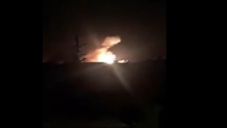 سلاح الجو الإسرائيلي يقصف مطار المزة العسكري في دمشق (فيديو)
