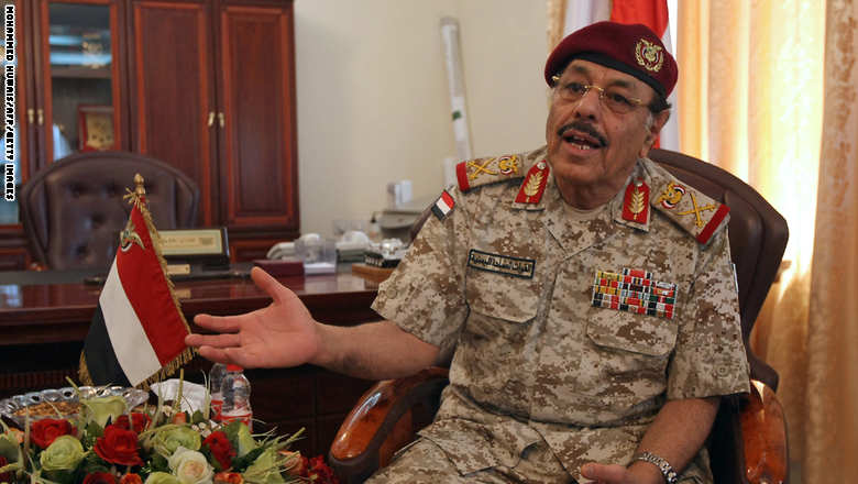 مصادر تكشف عن قيادة «اللواء علي محسن الأحمر» لمعركة تحرير العاصمة صنعاء (تفاصيل)