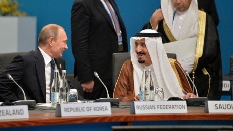الملك سلمان يبحث مع الرئيس الروسي الأزمة مع قطر