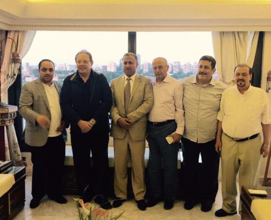 الرئيس الأسبق علي ناصر محمد يستضيف في القاهرة قيادات حزب صالح