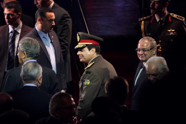 نائب مصري يطالب الإسراع بالتمديد لـ«السيسي» بتعديل الدستور لجعل فترة الرئاسة 6 سنوات