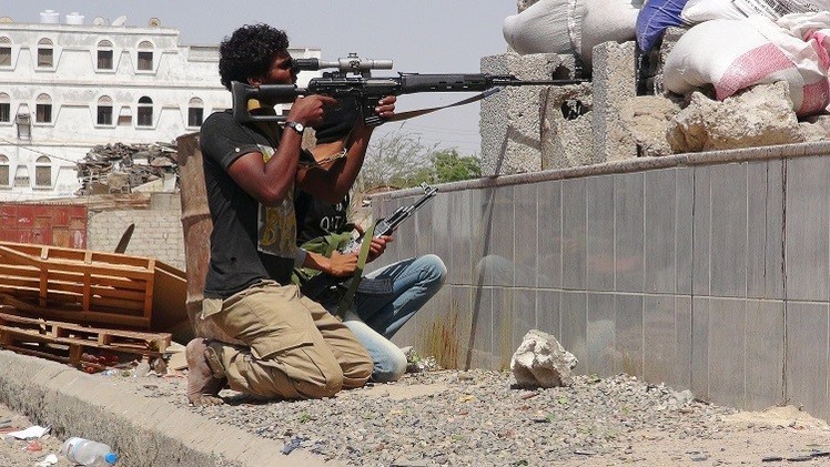 قيادي بمقاومة تعز : نرفض إنقاذ الحوثيين وصالح من الهزيمة بالمفاو