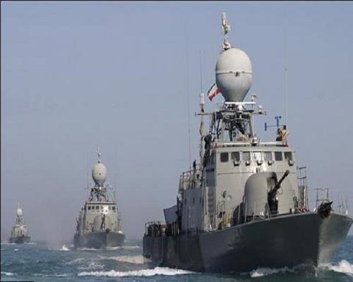 وزير بحكومة بن دغر: 40 سفينة إيرانية تتواجد قرب السواحل اليمنية