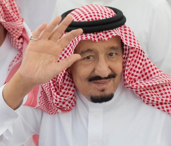 أجمل الصور من جولة الملك سلمان في دول الخليج العربي