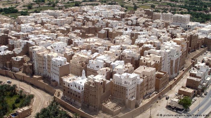 مدينة يمنية ضمن أخطر الأماكن الأثرية على حياة السائحين بالعالم (صور)