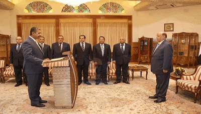 نائبا رئيس الوزراء والوزراء الجدد والسفراء يؤدون اليمين الدستوري