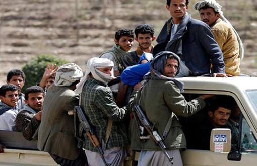 الحوثيون يختطفون مسنا في ذمار رفض أبناءه الذهاب للقتال في صفوفهم