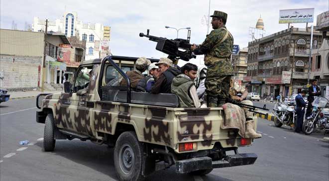 يمني يحوّل حماره إلى مدرعة عسكرية (صورة)