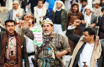 الكشف عن قوى إقليمية دعمت «جماعة الحوثي» للإطاحة بالإسلاميين من قوى الثورة