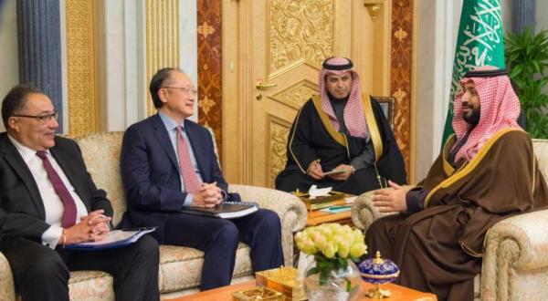 الأمير محمد بن سلمان يبحث مع رئيس البنك الدولي البرامج اللازمة لإعادة إعمار اليمن