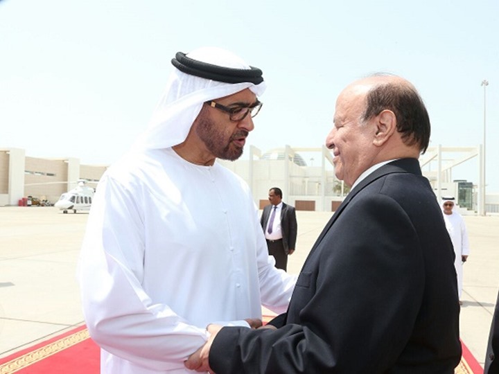 هل تقود الإمارات انقلاباً على الشرعية باليمن؟
