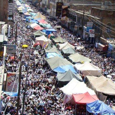 جانب من خيام المعتصمين في ساحة التغيير بالعاصمة صنعاء (أرشيف)
