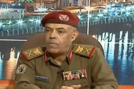 نقل اللواء عبدالله عليوه إلى الأردن بطائرة عسكرية بعد إصابته «بوعكة صحية»