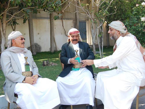 آخر ظهور اعلامي لعلي عبدالله صالح في مقابلة مع صحيفة عكاظ السعود