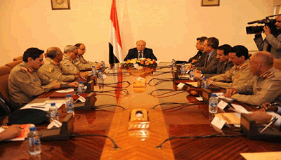 الرئيس هادي يعلن توسيع العمليات العسكرية ضد القاعدة لتشمل محافظتي مأرب والبيضاء
