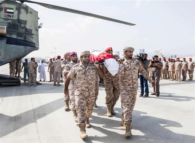 اتهامات شبة رسمية لدولة قطر بضلوعها في مُقتل أكثر من 70 جندياً إماراتياً باليمن