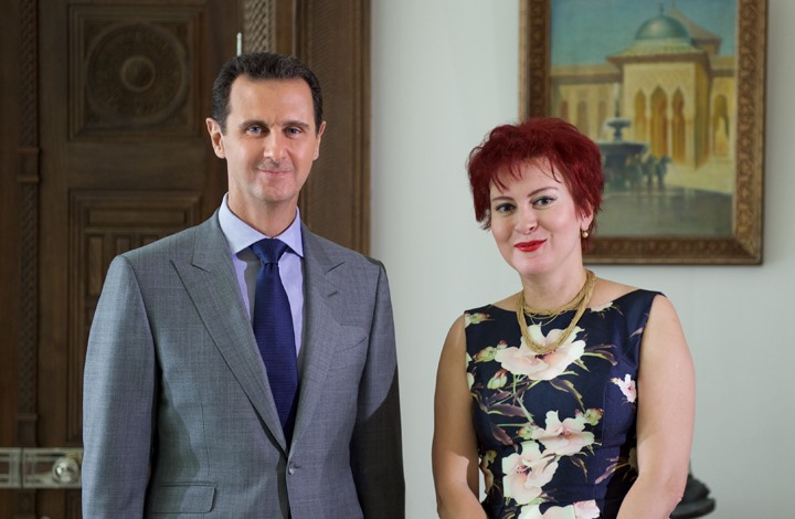 فضيحة.. الروسية التي قابلت الأسد نجمة إباحية (صور)