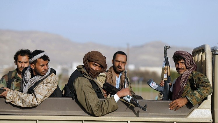 مليشيات الحوثي المسلحة تختطف 15 مواطنا في أرحب وتقتادهم إلى جهة مجهولة