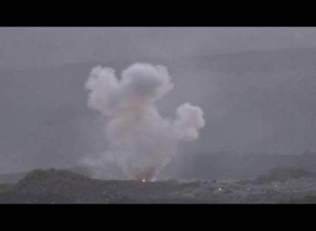 طيران التحالف يغير على مواقع الحوثيين وقوات صالح ويدمر آليات وأسلحة غرب مأرب
