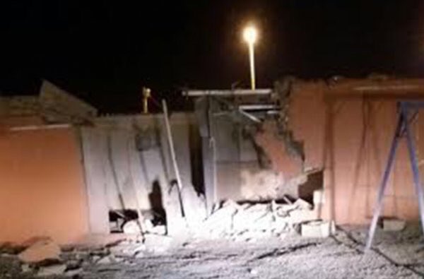 إصابة مدنيان بقذيفة أطلقها الحوثيون على أحد المنازل بمحافظة الطوال السعودية