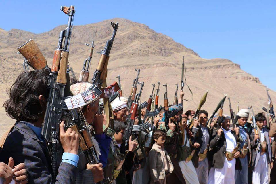 الحوثيون ينجحون في استقطاب قبائل خولان إلى صفهم بعد حادثة الصالة الكبرى (صور)