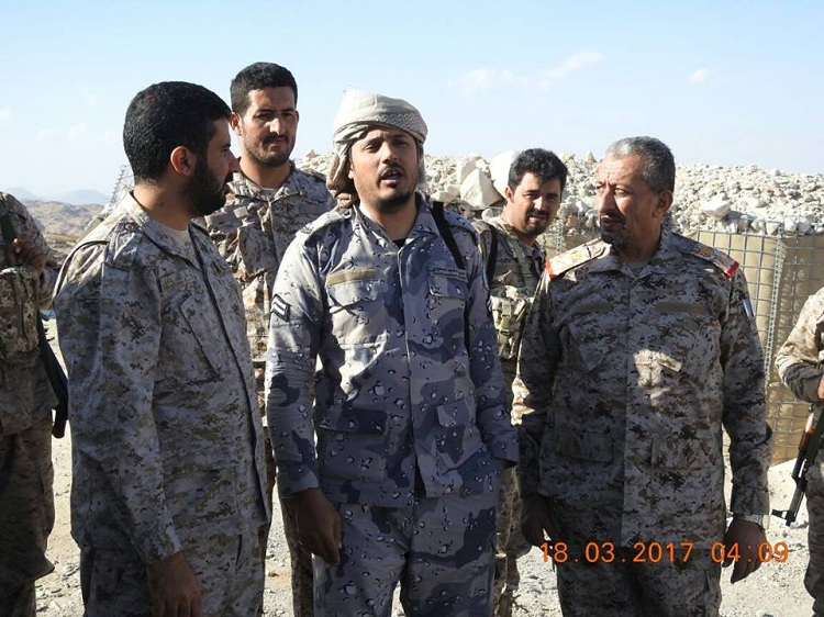اللواء القشيبي يزور قوات الجيش الوطني في جبهة علب بصعدة