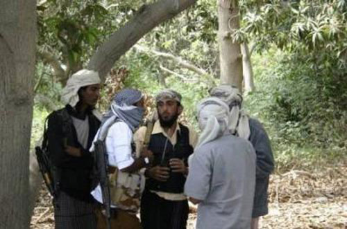 تنظيم القاعدة يضع 12 شرطا لقبول الهدنة مع الجيش اليمني