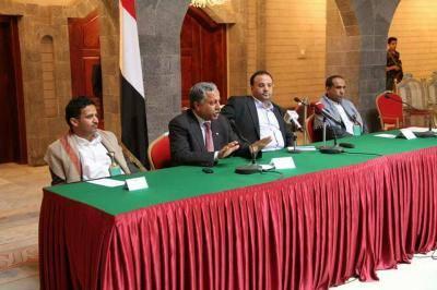 المؤتمر والحوثيون يوقعون في القصر الجمهوري بصنعاء إتفاقاً جديداً لوقف المهاترات والمناكفات