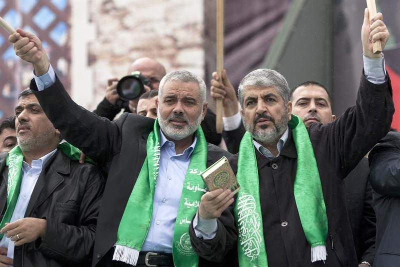 حركة المقاومة الإسلامية حماس تحل حكومتها في غزة وتدعو السلطة لإدارة القطاع