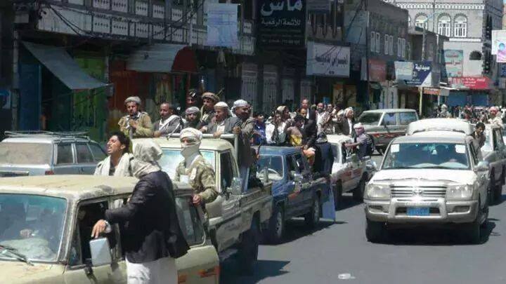 تفاصيل اقتحام الحوثيين للمكتب التنفيذي للإصلاح في إب وسقوط قتلى وجرحى