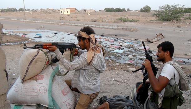 مقتل وجرح العشرات من مليشيات الحوثي في مواجهات مدينة تعز