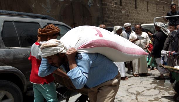 تفاقم أوضاع الناس المعيشية في اليمن