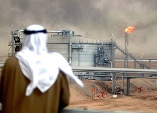 السعوديون ينفقون من النفط أكثر من الأمريكيين والصينيين