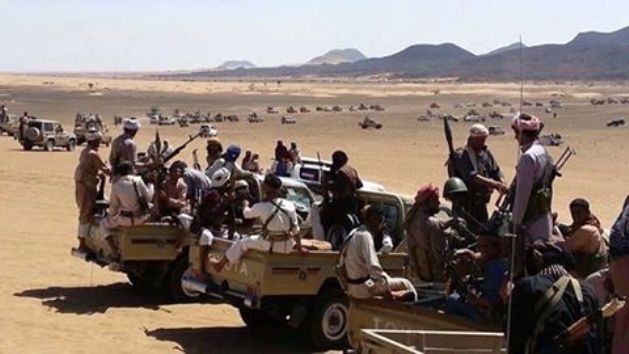 اشتباكات عنيفة بين رجال القبائل والميليشيات الحوثية بمحافظة مأرب