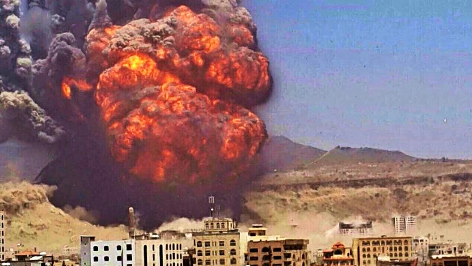 انفجار هوالأعنف اسنهدف مخزنا للأسلحة بفج عطان صنعاء