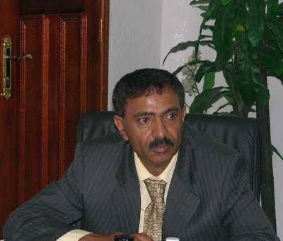 صهر الرئيس صالح متهم بتدبير وتخطيط عمليات قتل واختطاف شباب الثور