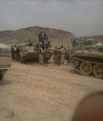 غنائم القبائل في مأرب من معارك ضد مليشيات الحوثي في جبهة مجزر